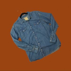 Men’s Levis denim western snap up